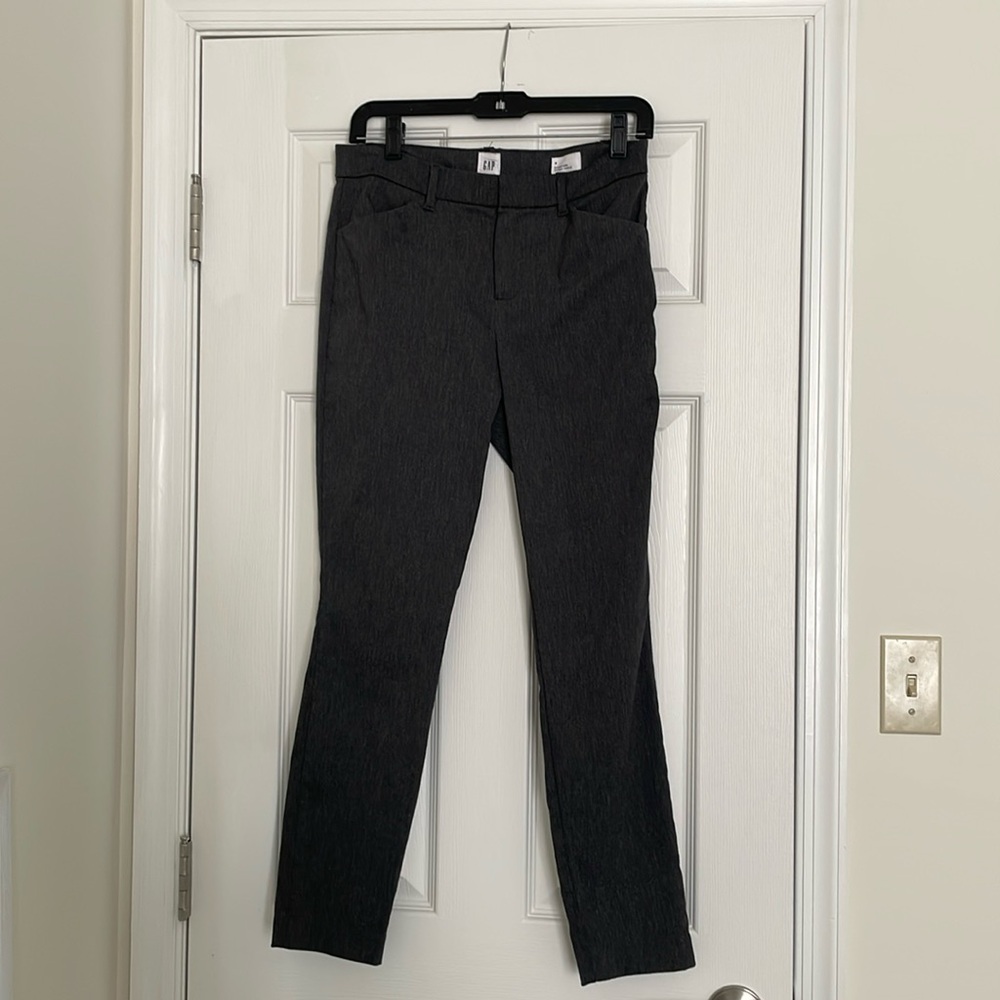 Gap Signature Skinny Ankle size 4 charcoal gray